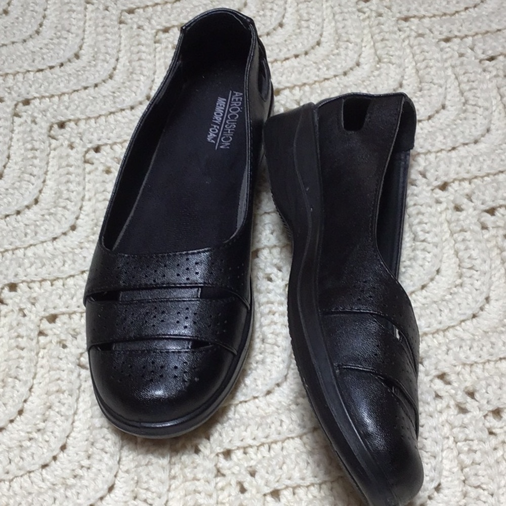 new, Aerocushion ladies shoe